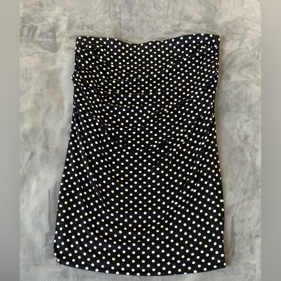 Isabel de Pedro Dresses & Skirts - Isabel de Pedro Black and White Polka Dot Pencil Skirt